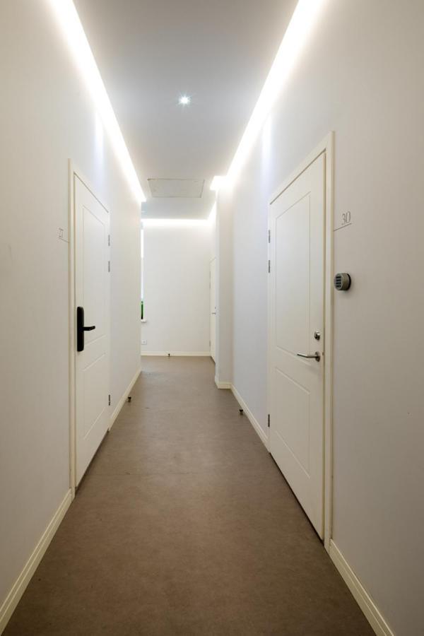 Kalnina Street Studio Apartment Riga Esterno foto