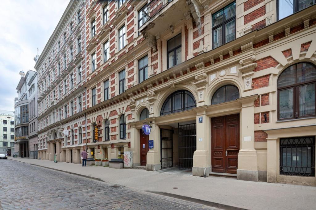 Kalnina Street Studio Apartment Riga Esterno foto