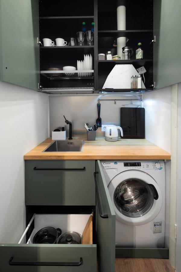 Kalnina Street Studio Apartment Riga Esterno foto