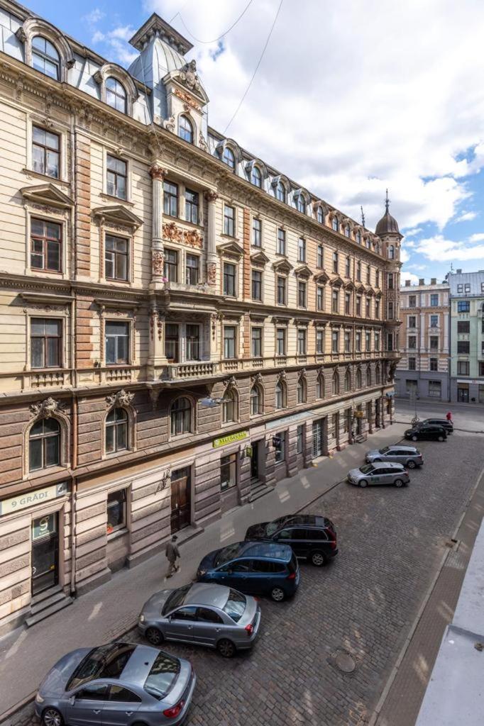 Kalnina Street Studio Apartment Riga Esterno foto