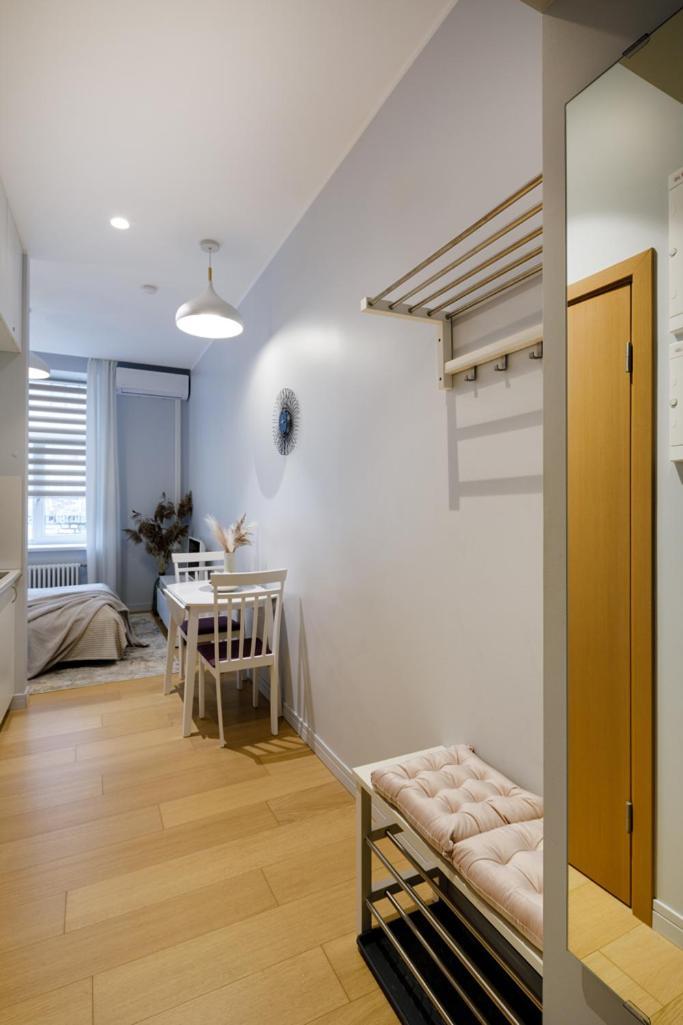 Kalnina Street Studio Apartment Riga Esterno foto