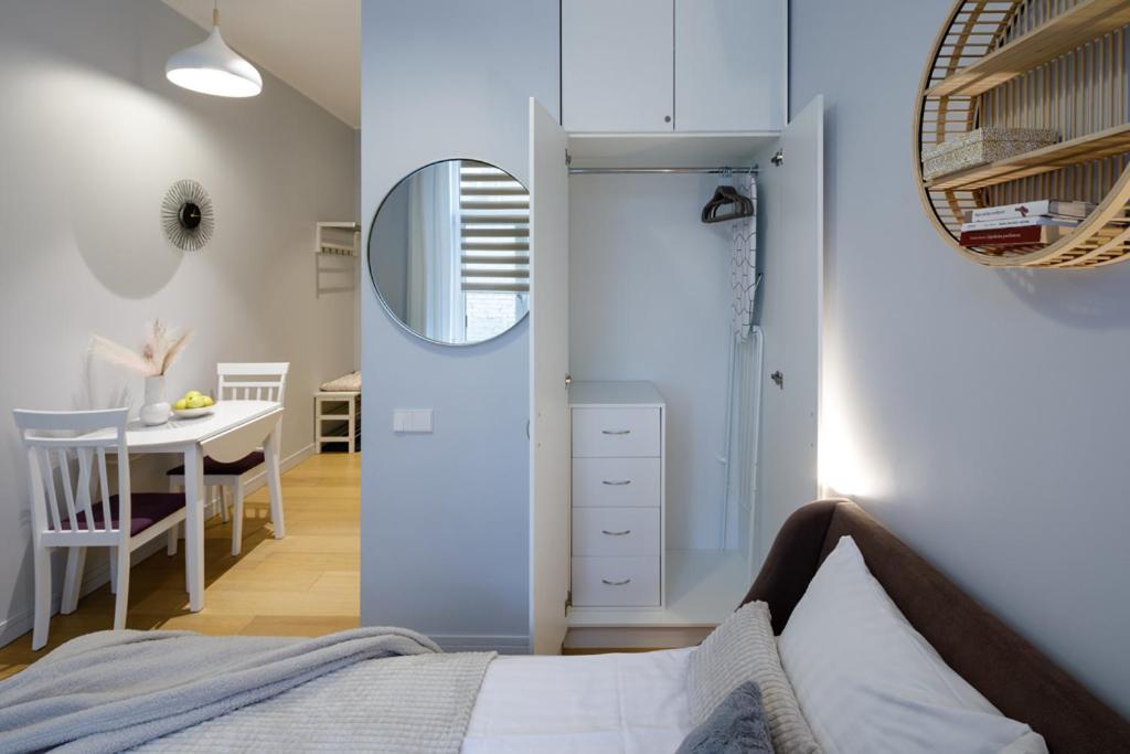 Kalnina Street Studio Apartment Riga Esterno foto