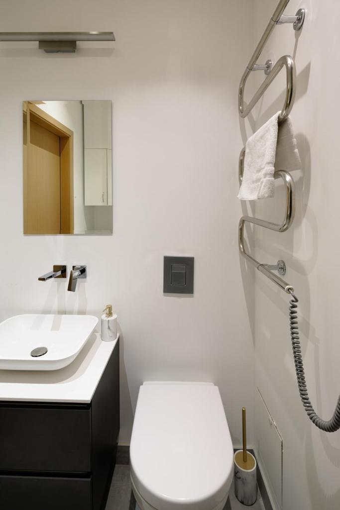 Kalnina Street Studio Apartment Riga Esterno foto
