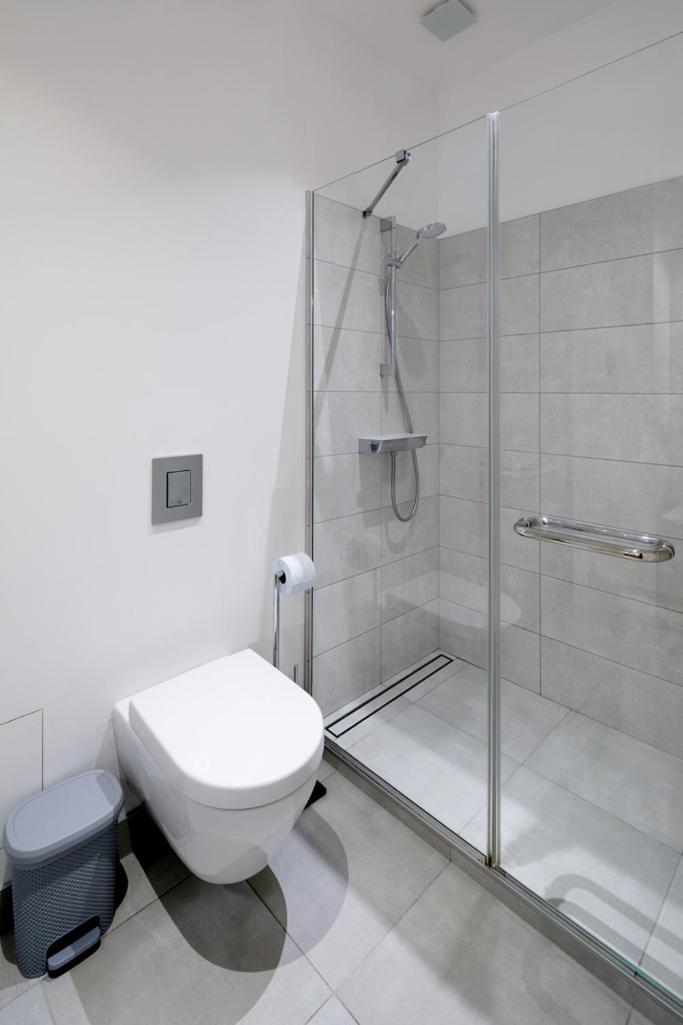 Kalnina Street Studio Apartment Riga Esterno foto